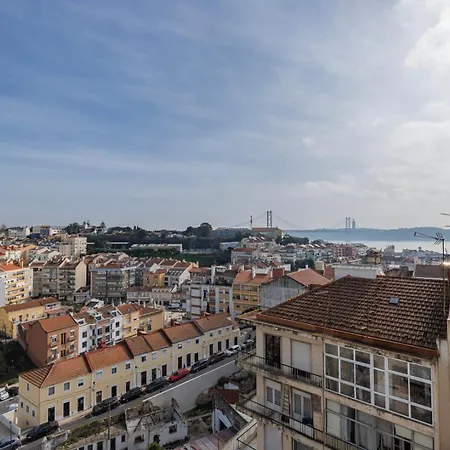 Tagus Views ליסבון